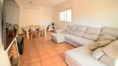 Chalet in Canyelles-La Montgoda photo 5