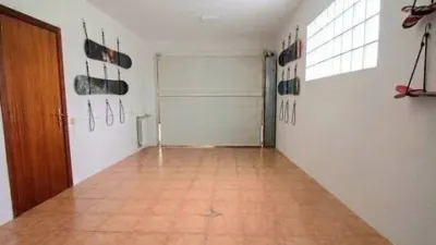 Chalet in Canyelles-La Montgoda photo 13