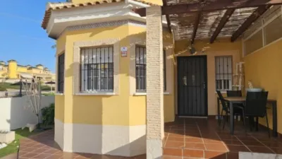 Chalet in Algorfa photo 2