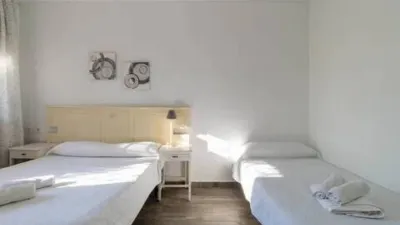 Apartment on Avenida Calzada de la Duquesa photo 16