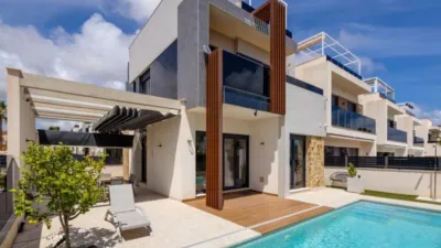 Villa in Orihuela photo 8