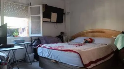 Apartment in Terrassa photo 6