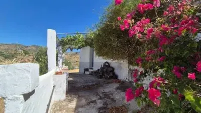 Rustic house in Guaro photo 11