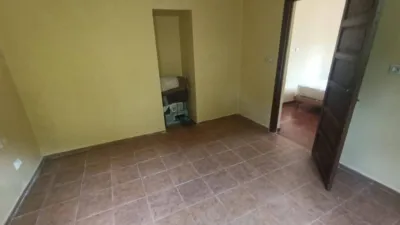 Shop for sale in one of the most prominent areas of the picturesque village of Entrago, Teverga. Price: €95,000 Surface area: 99 m² The property is part of a two-storey building, bordered by the Teverga River and opposite a well-known hostel that brings life to the area. It has an entrance facing the street and another on the side of the building. Fifteen minutes on foot from here is the village of San Martín, which offers more services at our disposal. There is the possibility of converting the shop into a residence, making it a versatile asset with various possibilities. Close to the Senda del Oso and surrounded by a magnificent rural mountain setting, the location offers the tranquility and beauty for which Asturias is iconic. For more information or to arrange a viewing, please do not hesitate to contact us via chat or the phone number provided. photo 10