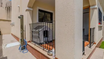 Casa – Torrevieja, Urbanización El Chaparral - Més