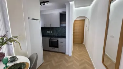 Apartment at Calle C. Maria Gil Vallejos 25 photo 10