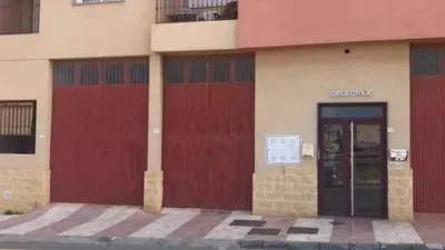 Flat on Calle Centauro photo 3