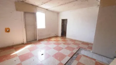 Flat in El Besòs-El Maresme photo 4
