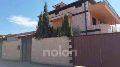 Chalet in Fresnillo de las Dueñas photo 6