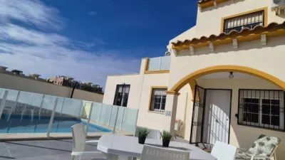Casa en Playa Flamenca-Las Piscinas photo 4