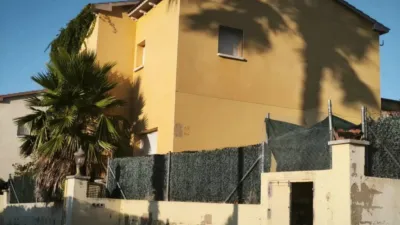 Chalet in Creixell photo 3
