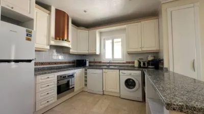 Piso – Orihuela, Residencial Al Andalus I, Urbanización la Florida - Más