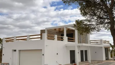 Chalet en Camarillas photo 5