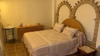 Chalet on Carrer de Cooperativa photo 7