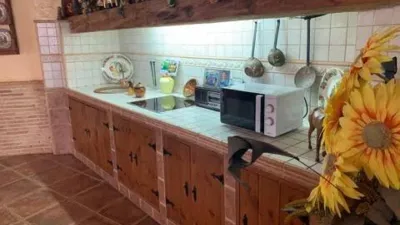 Chalet on Carrer de Cooperativa photo 2