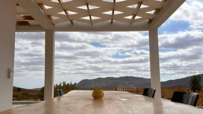 Chalet en Camarillas photo 32