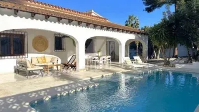 Chalet in Teulada photo 2