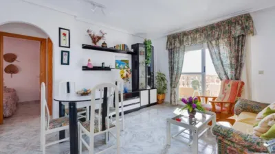 Pis – Torrevieja, Urbanizacion Cala Del Moro, Cabo Cervera-Playa la Mata - Més