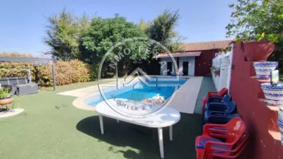 Chalet en La Carlota photo 6