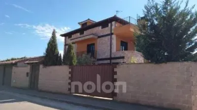 Chalet in Fresnillo de las Dueñas photo 5