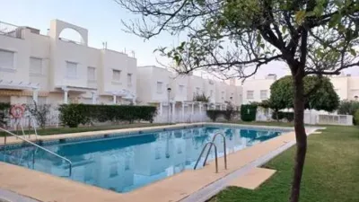 Semi-detached house on Calle Núñez de Balboa S-N photo 23