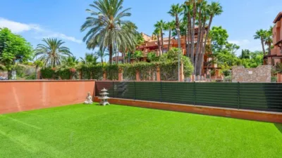 Pis – Orihuela, Urbanización Villacosta II-Las Filipinas, Villa Martín - Més