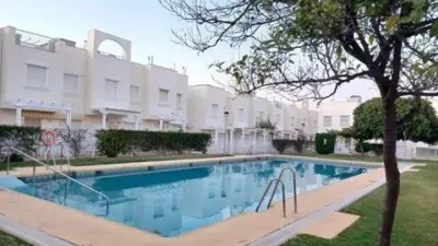 Semi-detached house on Calle Núñez de Balboa S-N photo 34