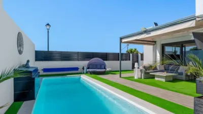 Villa in Fortuna photo 6