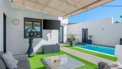 Villa in Fortuna photo 5