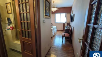 Apartment on Menéndez Pelayo Street photo 40
