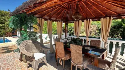 Chalet in L'Alfàs del Pi photo 3