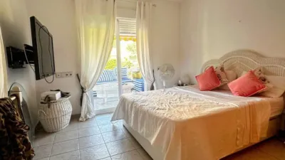 Chalet in L'Alfàs del Pi photo 18