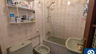 Apartment on Menéndez Pelayo Street photo 34