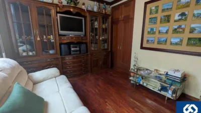 Apartment on Menéndez Pelayo Street photo 9