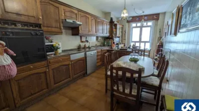 Apartment on Menéndez Pelayo Street photo 12