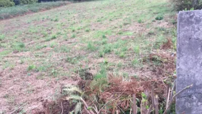 Terreno en venta en Mugardos - Más