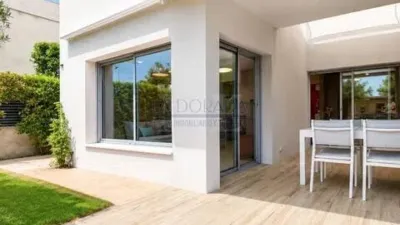 Terraced house in L'Hospitalet de l'Infant photo 2