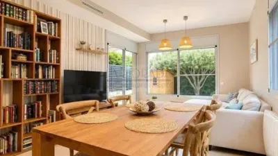 Terraced house in L'Hospitalet de l'Infant photo 3
