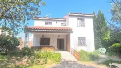 Chalet in Entrepinos photo 2