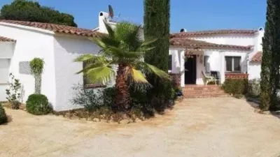 Chalet in Urbanizations photo 3