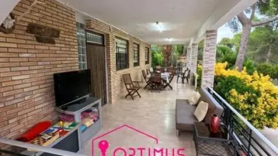 Chalet in Macastre photo 8