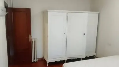 Piso en alquiler en Calle de la Independencia, Centro (Oviedo) de 2.000 €<span>/mes</span>