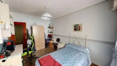 Piso en Hospital-Parque Sur photo 10