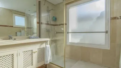 Penthouse on N-A Street, -1 photo 10