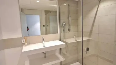 Apartment on N-A Street, -1 photo 3