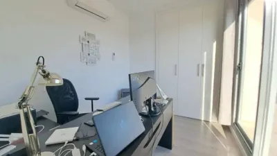 Apartment on N-A Street, -1 photo 3