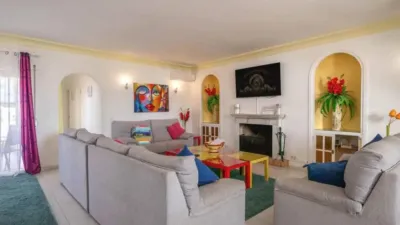 Chalet on Urbanizacion Playa de Guadalobon Street, 7 photo 9