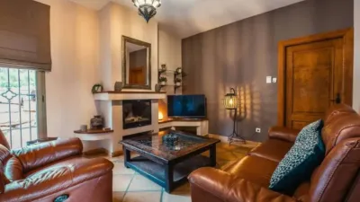 Chalet on Calle de la Romera photo 2