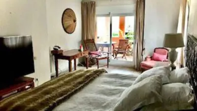 Apartment in Alhambra del Golf Urbanisation photo 7