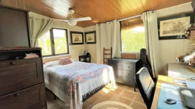Chalet on Avenida Parque Selwo photo 16